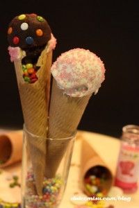 cucuruchos de bizcocho y candy melts (1)