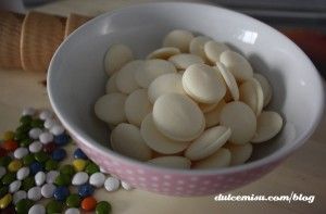 cucuruchos de bizcocho y candy melts (3)