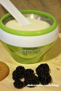 Helado-de-tarta-de-queso-con-moras-en-heladera-Zoku-(11)